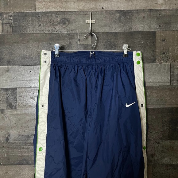 SOLD Nike Mens VTG Track Pants XL - Picture 2 of 7